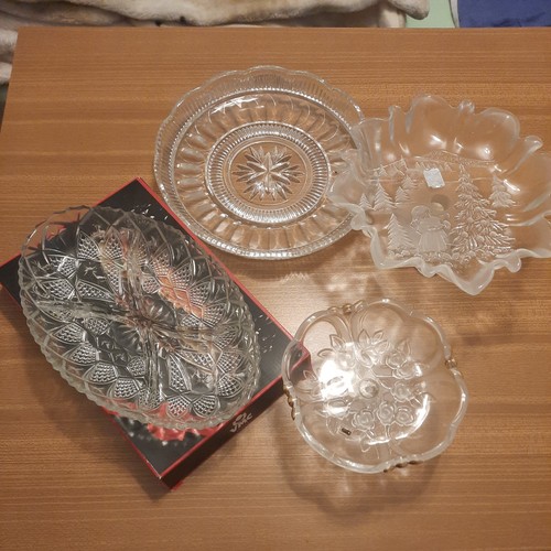 Konvolut pressglasschalen